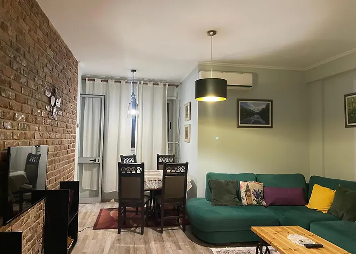 Bricks Near Pazari I Ri