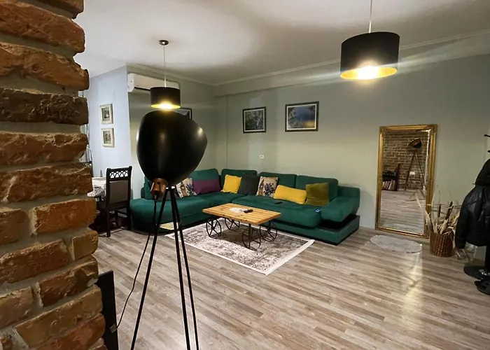 Apartamento Bricks Near Pazari I Ri *